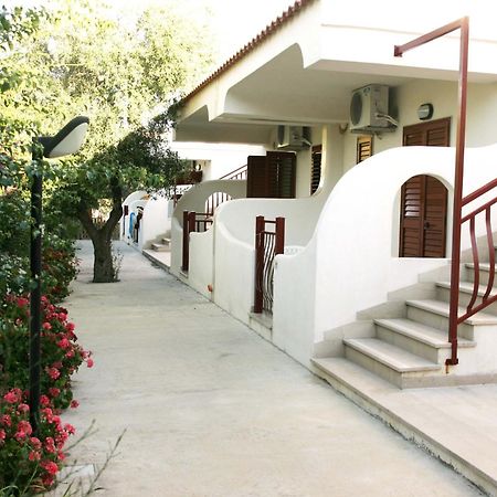 מאטינאטה Residence Adriatico מראה חיצוני תמונה